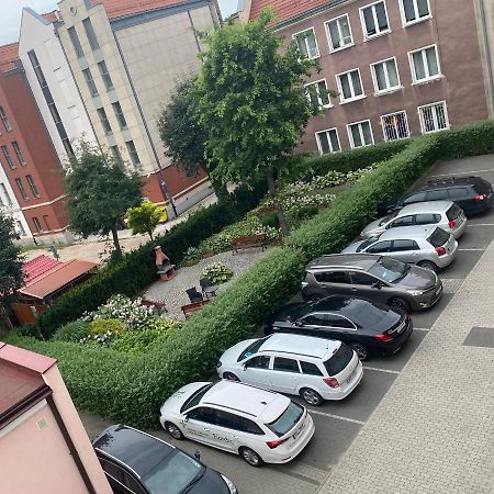 Apartament West - Targ Rybny Appartamento Danzica Esterno foto