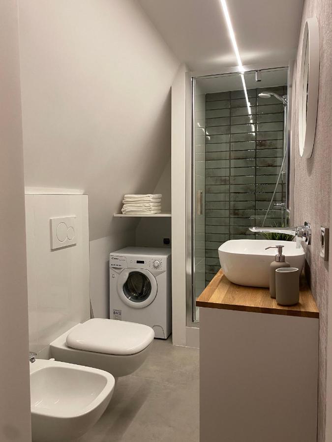 Apartament West - Targ Rybny Appartamento Danzica Esterno foto
